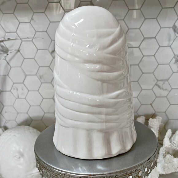 NEW! SPOOKY MUMMY GHOST LIGHT UP DECOR - Picture 2 of 3